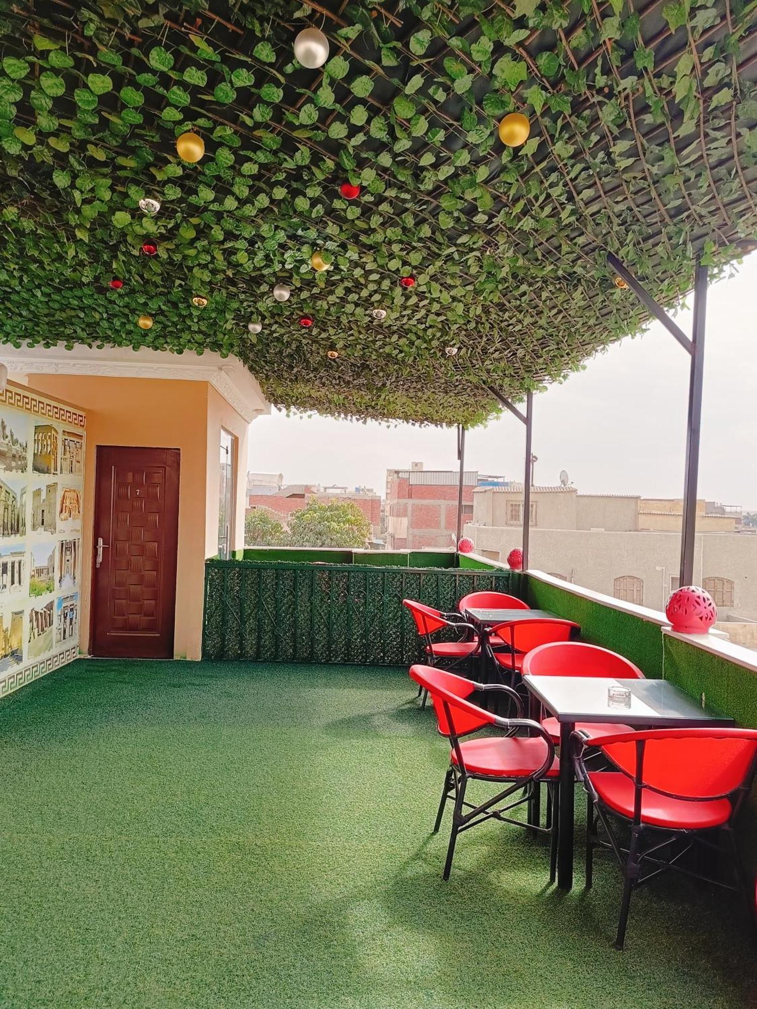 Hotel Magic Golden Pyramids View Kafret el-Gabal Esterno foto