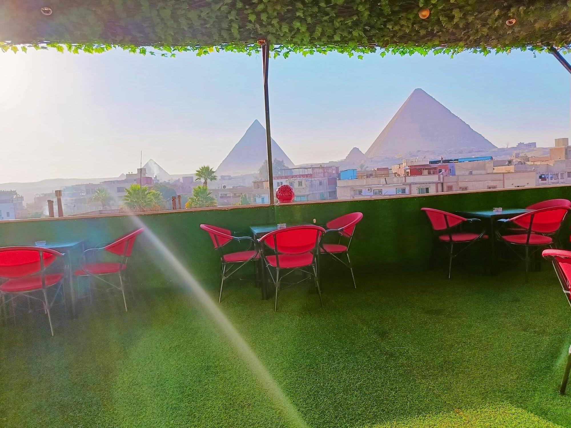Hotel Magic Golden Pyramids View Kafret el-Gabal Esterno foto