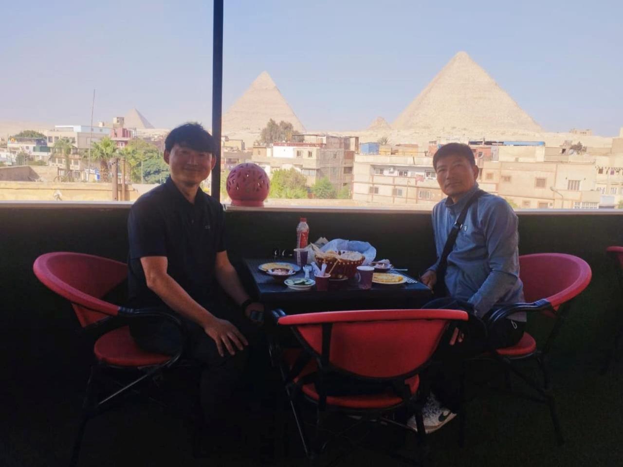 Hotel Magic Golden Pyramids View Kafret el-Gabal Esterno foto